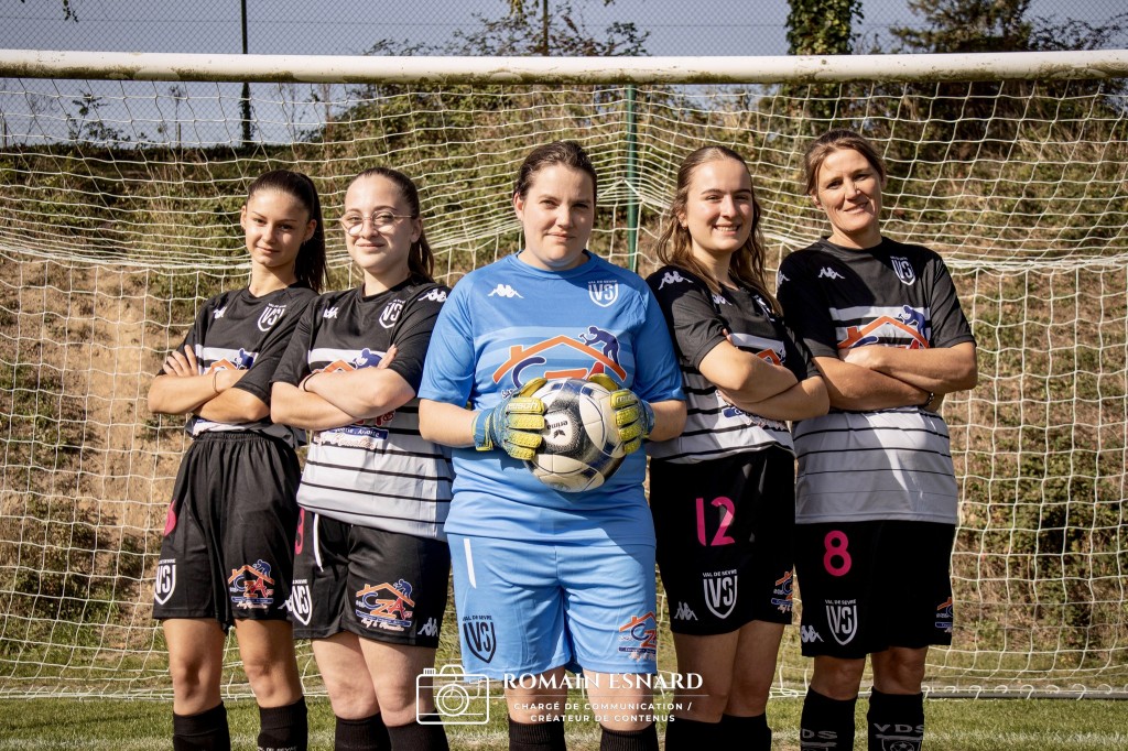 Maillots Féminines 2023-2024 2