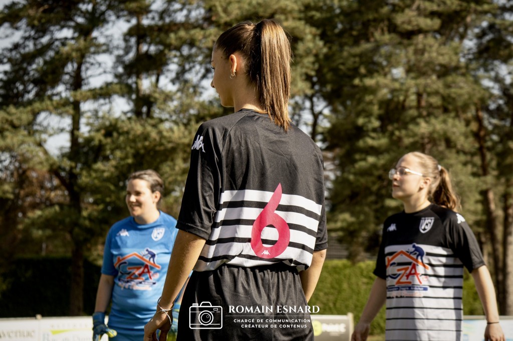 Maillots Féminines 2023-2024 4